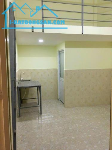 CẦN BÁN DÃY TRỌ 10 PHÒNG,KCN TÂN ĐỨC,250M2 ĐANG CHO THUÊ 14/TR THÁNG - 2