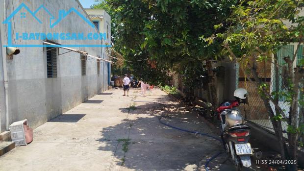 BÁN NHÀ C4, ĐẤT  ĐẸP - ĐỨC LẬP HẠ, ĐỨC HÒA, LONG AN - 540 m2 - ⬇️ GIẢM SÂU CHỈ CÒN 2.85 - 3