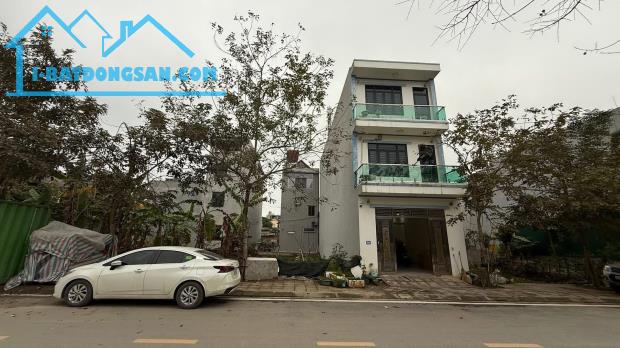 Bán lô 100m2 đường Lê Quảng Ba, Liên Bảo, Vĩnh Yên lh_0987673102