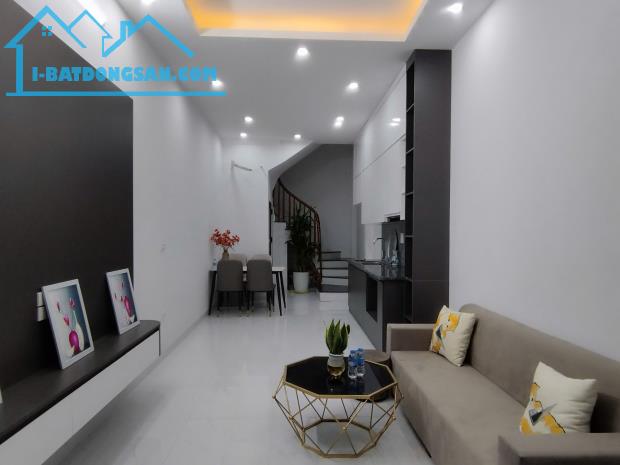 BÁN NHÀ LÔ GÓC – THANH BÌNH, MỖ LAO – 38M² – GẦN Ô TÔ