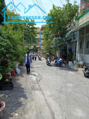 Bán nhà cũ tiện xây mới, 84m2 đường ô tô 8m ngay trước cổng trường THPT Ngô Gia Tự Quận 8 - 3