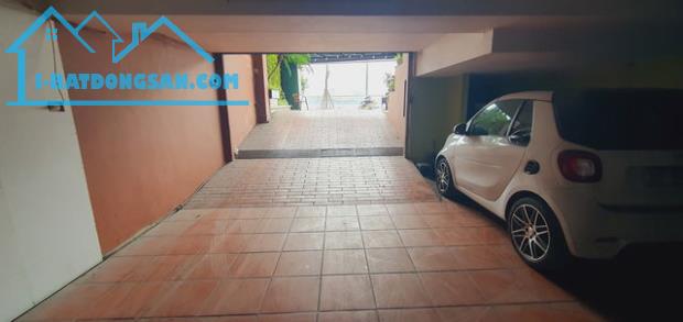 Bán nhà mặt phố Nhật Chiêu, Tây Hồ 110m2, 5T thang máy có hầm, mặt tiền 6.6m, 2 thoáng - 2