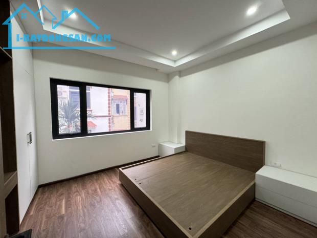 🏡 Nhà mới Nguyễn Văn Cừ, Long Biên, 37m2 x 5 tầng, Dân xây, Ô tô, Lô góc, Ở ngay, 6 tỷ 2 - 9