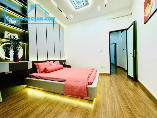 Bán nhà riêng Ngọc Khánh, Ba Đình, mặt ngõ thông, kinh doanh. DT 35m2 x 4 tầng, giá 7,9 tỷ - 1