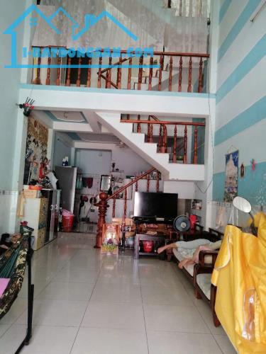 Hàng Thơm nhà đường số 9 BHH gần AEON Tân Phú 52m2 hẻm 7m thông 3 Tâng Nhỉnh 4 tỷ - 2