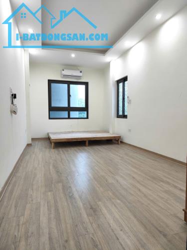 Nhà 4 tầng Biên Giang Hà Đông 30m oto đỗ gần giá 3,5 tỷ
