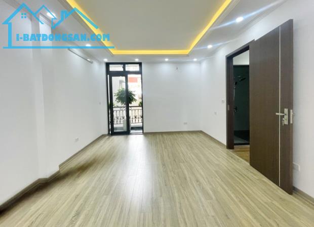Siêu phẩm. Bán nhà Khương Đình, Thanh Xuân. 46m2 x 5 Tầng. NHÀ ĐẸP. GẦN PHỐ. Hơn 7 Tỷ - 5