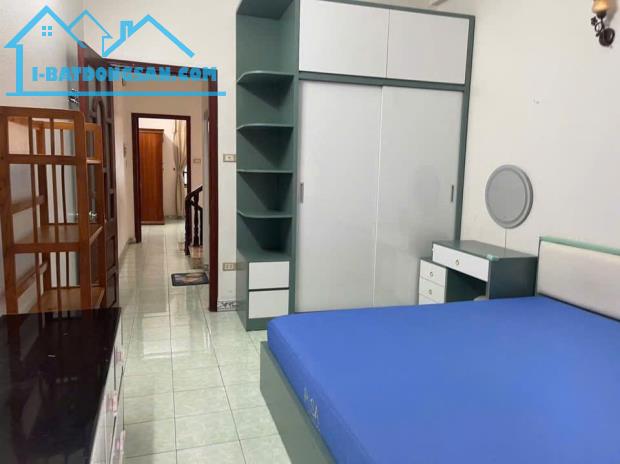 Cho thuê nhà nguyên căn ngõ 198 Dương Văn Bé, 4 tầng x 50m2, 4 ngủ, 13 Triệu - 4