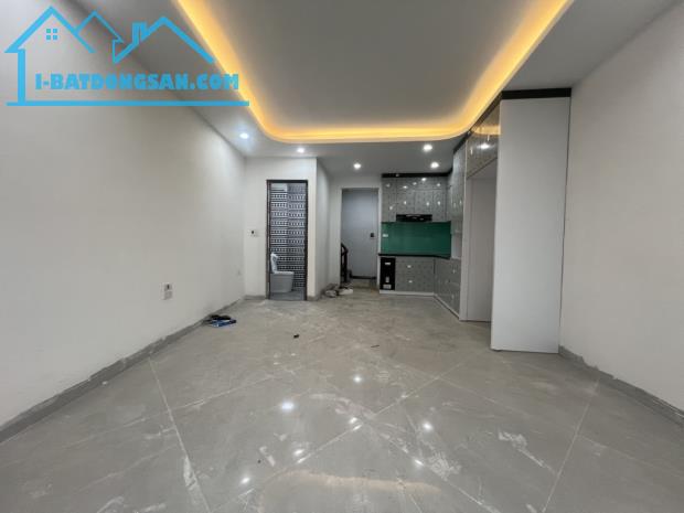 LÔ GÓC 3 MẶT THOÁNG – 6 TẦNG – THANG MÁY – Ô TÔ NGỦ TRONG NHÀ - 2