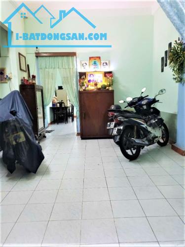 10 TỶ HƠN - NHÀ Ở AN CƯ QUẬN 5 - HẺM XE HƠI NGUYỄN TRÃI - DT 55M2 3 LẦU - 4PN ĐẸP - 1