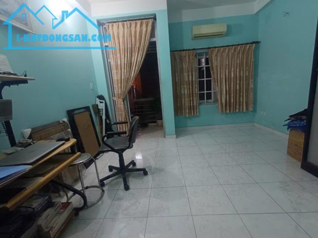 Nhà bán  Lê Văn Sỹ , Phường 11, Quận Phú Nhuận,54m2, 9 Tỷ - 4