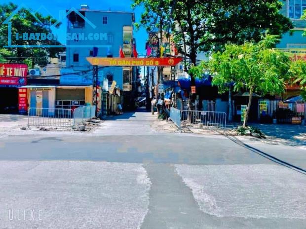 BÁN MẢNH ĐẤT DT 230M2 TẶNG NHÀ 3 TẦNG LÔ GÓC MẶT PHỐ ĐỨC THẮNG NGAY CẠNH HỌC VIỆN TÀI