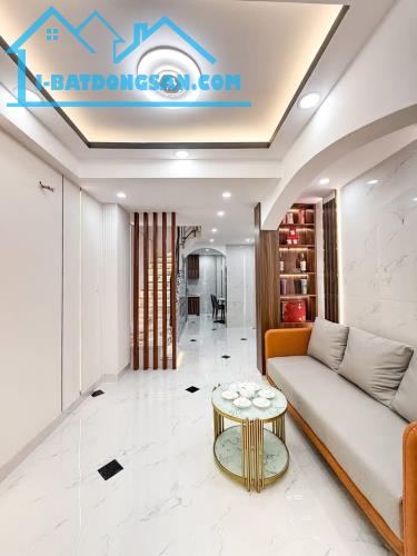 Nhà bán  Lê Văn Sỹ, Phường 11, Phú Nhuận, 39m2( 3.4 X11.5) 6.98 tỷ - 1