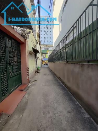 HIẾM HẺM XE HƠI VF, 3tầng 3PN (4.2 x 11), 1 căn ra MẶT TIỀN, giá 5x tỷ