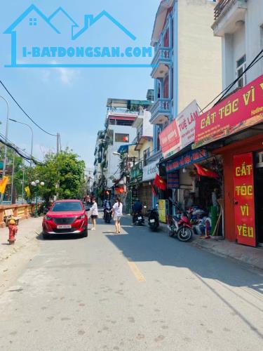 🍎🏘️💸💸 BÁN ĐẤT Ô CÁCH- LONGBIÊN, DT RỘNG, NGÕ THÔNGTỨ TUNG, Ô TÔ CHẠY VÒNG QUANH, GIÁ T - 1