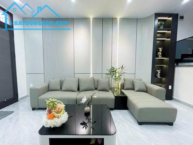 Bán nhà SIÊU PHẨM KHƯƠNG ĐÌNH - 46m2 x 4 tầng - CHỈ 8.9 TỶ - GỌI NGAY
