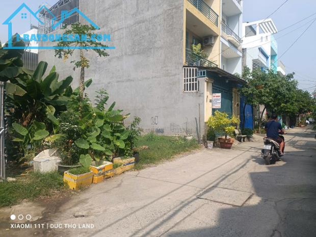 Bán nhanh Đất đẹp hiếm có 5x25m chỉ nhỉnh 4Tỷ, HXH TL22, Thạnh Lộc gần Ngã Tư Ga - 2