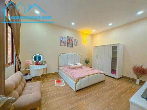 NHÀ CẤP 4 GẦN CỔNG CHÀO VĨNH CỬU GIÁ 1TYXXX SỔ RIÊNG THỔ CƯ - 4