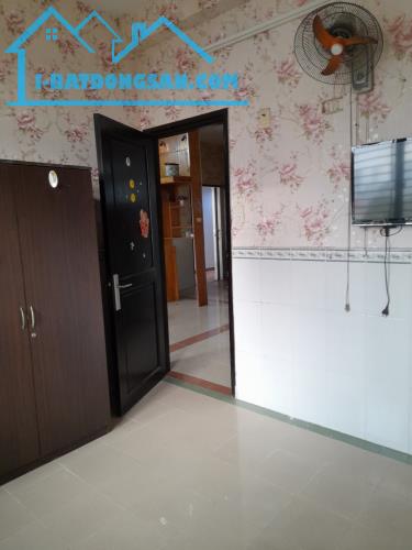 Cần bán chung cư 312 Lạc Long Quân Quận 11 - sổ hồng rồi giá 2,8 tỷ - 1