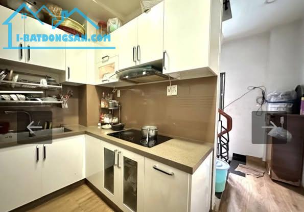 Nhà Mặt Tiền Đường Nguyễn Đình Chiểu Quận Phú Nhuận Phường 3. - 2