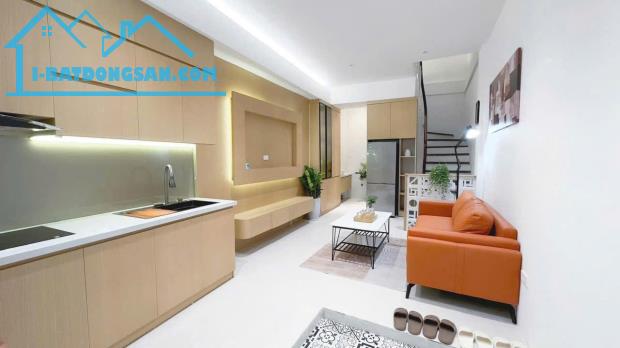 Nhà Mới Đẹp Khương Đình Full Nội Thất Ngõ Rộng DT 32m2 5 tầng MT 3.8m Giá 6.8 tỷ