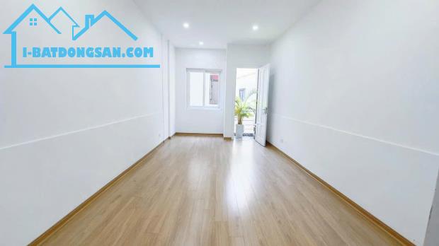 Nhà Mới Đẹp Khương Đình Full Nội Thất Ngõ Rộng DT 32m2 5 tầng MT 3.8m Giá 6.8 tỷ - 4