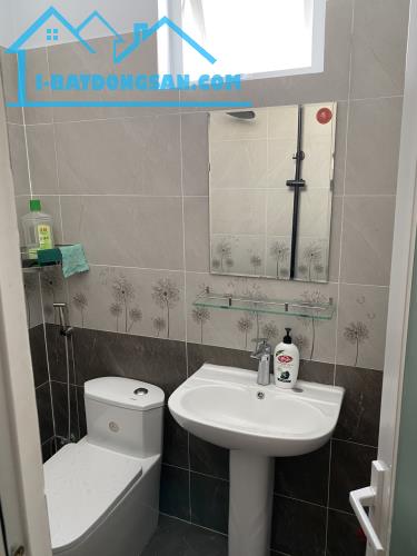 Bán nhà mới 4 tầng, giá rẻ HXH, 96m2 (4,1 x 23,5), ĐS6, 50m ra Nguyễn Duy Trinh. Giá: 6.9 - 2
