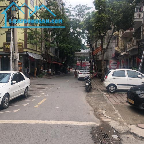 Siêu Hot! Bán Nhà Ngõ 116 Nguyễn Xiển, 59m², Mặt Tiền Đẹp