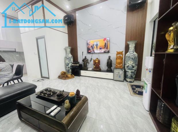 Siêu Hot! Bán Nhà Ngõ 116 Nguyễn Xiển, 59m², Mặt Tiền Đẹp - 2