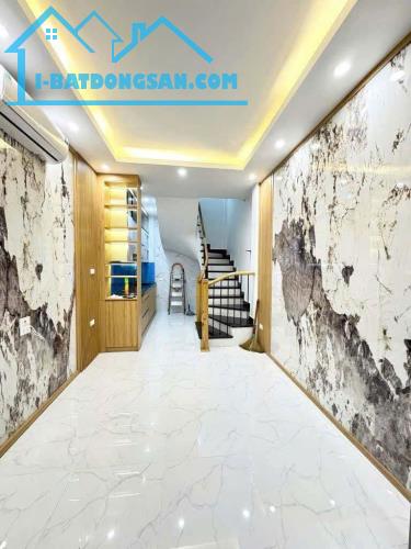 Cho thuê nhà ngõ 141 Giáp Nhị, 5 tầng x 23m2, 11 Triệu ô tô 50m2 - 1