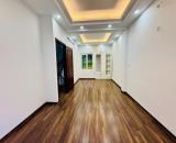 Bán gấp căn nhà Phố Thạch Bàn Ô Tô DT30m2 mt4m nhà 6 tầng giá 4.5 tỷ