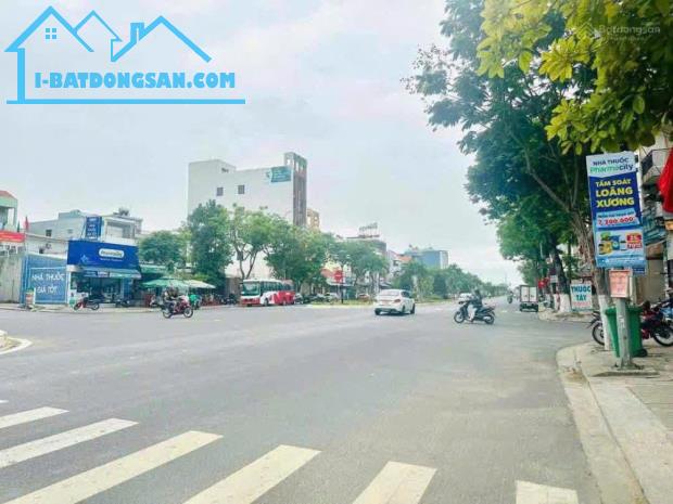 Sát biển_ MT Hồ Xuân Hương bán đất_ Ngũ Hành Sơn_ 200m2_ 36 tỷ.