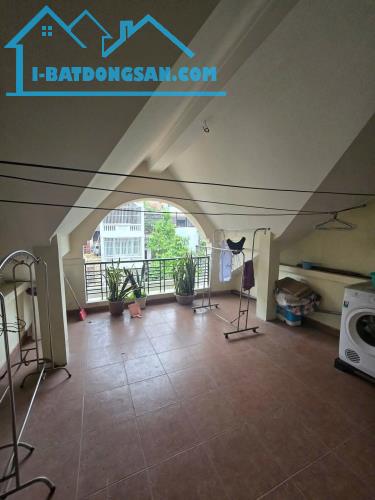 Nhà Nghĩa Đô, Phân Lô, Vỉa hè, Ôtô tránh, 2 thoáng. DT 76m2, 4 tầng. MT 4.5m. 31,5 tỷ - 1