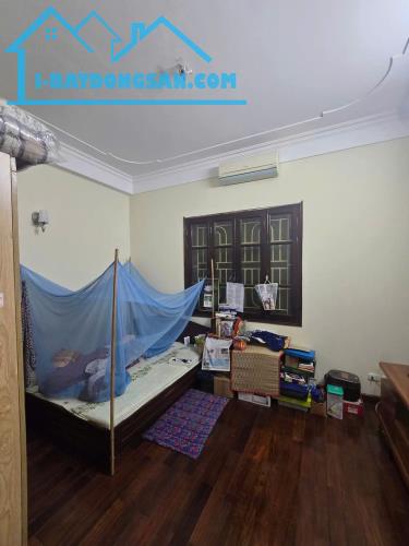 Nhà Nghĩa Đô, Phân Lô, Vỉa hè, Ôtô tránh, 2 thoáng. DT 76m2, 4 tầng. MT 4.5m. 31,5 tỷ - 3