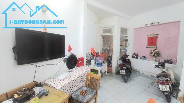 Bán nhà 4 tầng Hoàng Hoa Thám - Trung tâm Ba Đình - Diện tích 35m2 - Tầm tiền hiếm 4,89 tỷ
