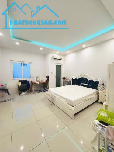 SIÊU PHẨM NHÀ MỚI – PHẠM VĂN ĐỒNG – XE HƠI VÀO TẬN NHÀ – 83M² – 4 TẦNG – CHỈ 14.5 TỶ - 2