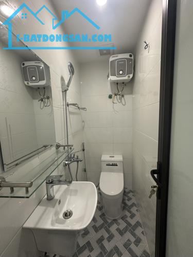 TRẦN KHÁT CHÂN NHÀ MỚI 5 TẦNG- 43M2 - GIÁ : 7.4 TỶ - 4
