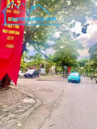 Bán đất tặng nhà KIM GIANG HOÀNG MA100m 2 tầng Mt 5,4m TC 31 tỷ lh 0376655225 sở hữu luôn - 1