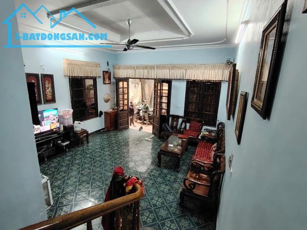 BÁN ĐẤT TẶNG NHÀ 4 TẦNG – 97M² – 11.5 TỶ – GIA THỤY, LONG BIÊN - 2