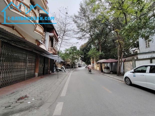 BÁN ĐẤT TẶNG NHÀ 4 TẦNG – 97M² – 11.5 TỶ – GIA THỤY, LONG BIÊN - 1