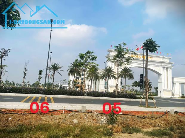 BÁN ĐẤT ĐƯỜNG CHÍNH 🍀 TL818🍀 40M MẶT TIỀN KINH DOANH LÔ SHOPHOUSE 6 X 15 - - 5