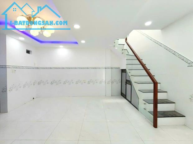Nhà mới 2 tầng hẻm 314 Âu Dương Lân P3Q8. 3.5 tỷ TL - 1