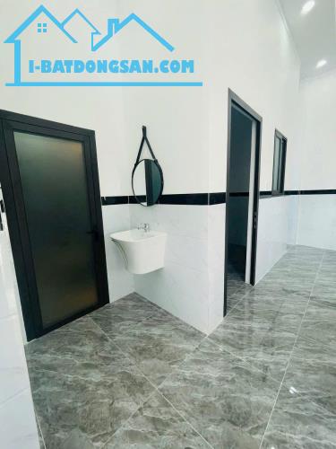 Kẹt Ngân Hàng Chủ bán Gấp Ngôi Nhà cấp 4 Khu An Ngãi giá Chỉ 1ty3 - 4