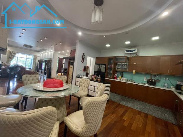 SIÊU PHẨM BIỆT THỰ SÁT HỒ VĂN QUÁN - HÀ ĐÔNG - ĐẲNG CẤP THƯỢNG LƯU - VỈA HÈ RỘNG -MẶT TIỀN - 5