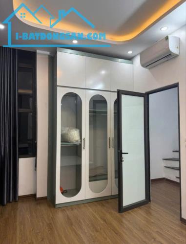 Cho thuê nhà ngõ 58 Phố Trương Định, 3 tầng x 45m2, 3 ngủ, 13 Triệu - 2
