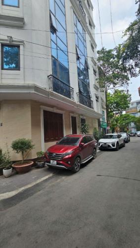 PHÂN LÔ CÁN BỘ - ô tô vào nhà - 68m2x 5 tầng , 6 ngủ ngay gần Hồ Linh Đàm , giá hơn 10 tỷ