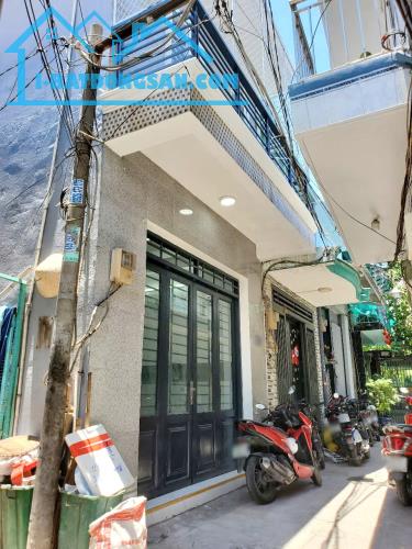 Bán nhà hẻm 779 đường QL50 Bình Hưng B/C, gần bến xe Q8