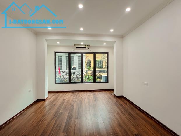PHÂN LÔ QUÂN ĐỘI – Ô TÔ TRÁNH – THANG MÁY – KINH DOANH ĐỈNH- HOÀNG VĂN THÁI - 4