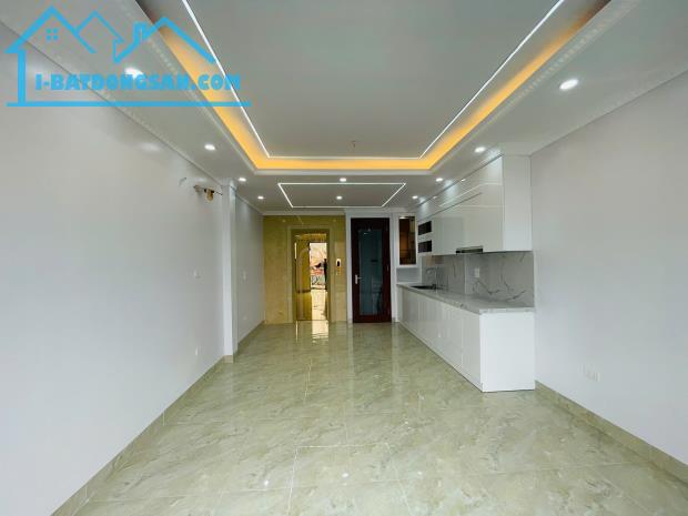Nhà cực đẹp 40m2x6T thang máy. Ngõ nông- rộng- thoáng, trung tâm phố Nguyễn Khánh Toàn. - 1