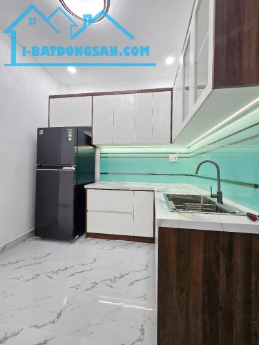 Nhà 2 tầng mới, nở hậu đối diện trường học Khánh Bình Âu Dương Lân P3Q8. Giá 3,89 tỷ TL - 2